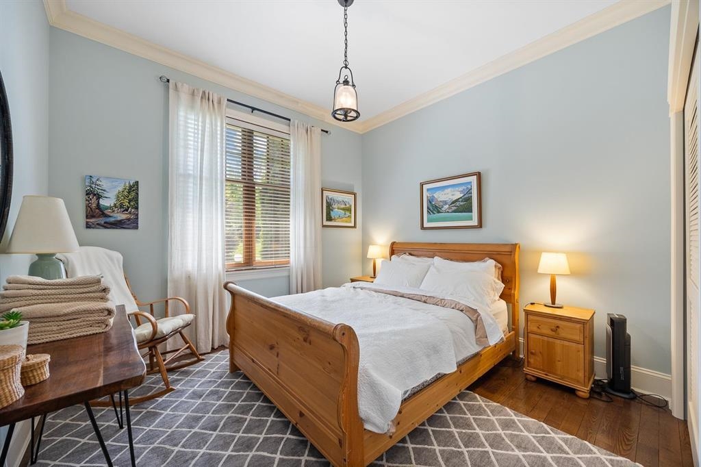 Staircase Photo of 16211 29 Avenue, Surrey, BC