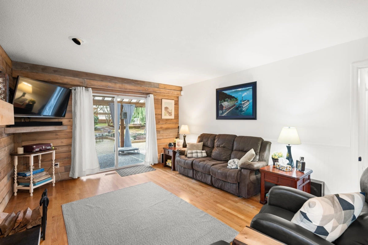 Bedroom 2 Photo of 19294 78 Avenue, Surrey, BC
