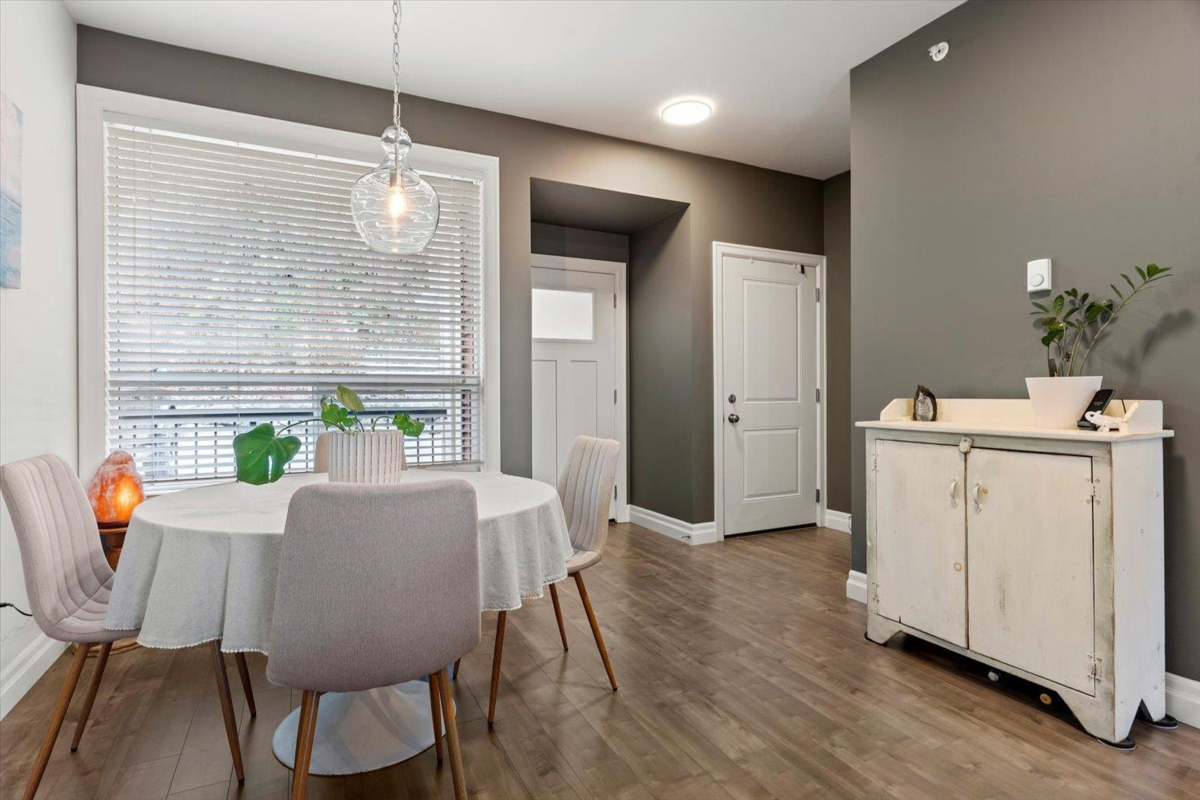 Living Room Photo of 122 6026 Lindeman Street, Chilliwack, BC