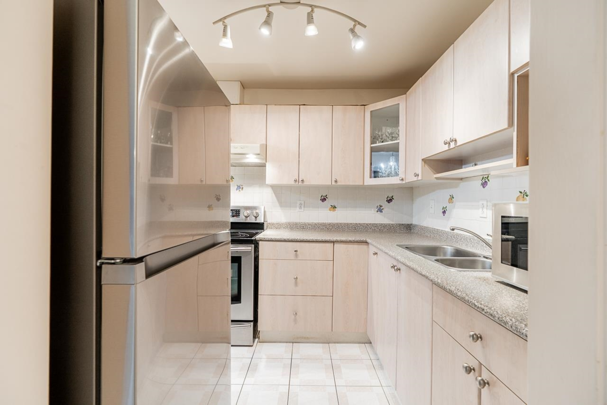 Bedroom 3 Photo of 605 1405 W 15th Avenue, Vancouver, BC