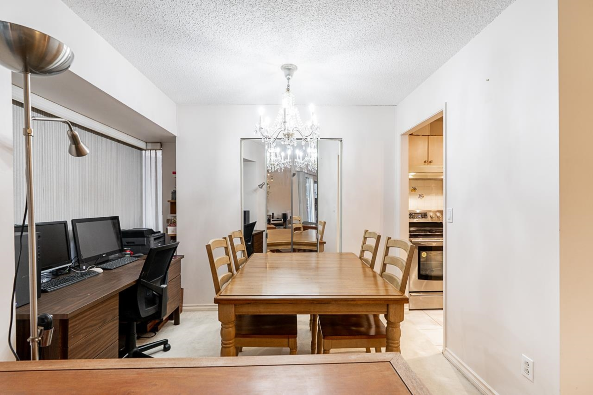 Breakfast Nook Photo of 605 1405 W 15th Avenue, Vancouver, BC