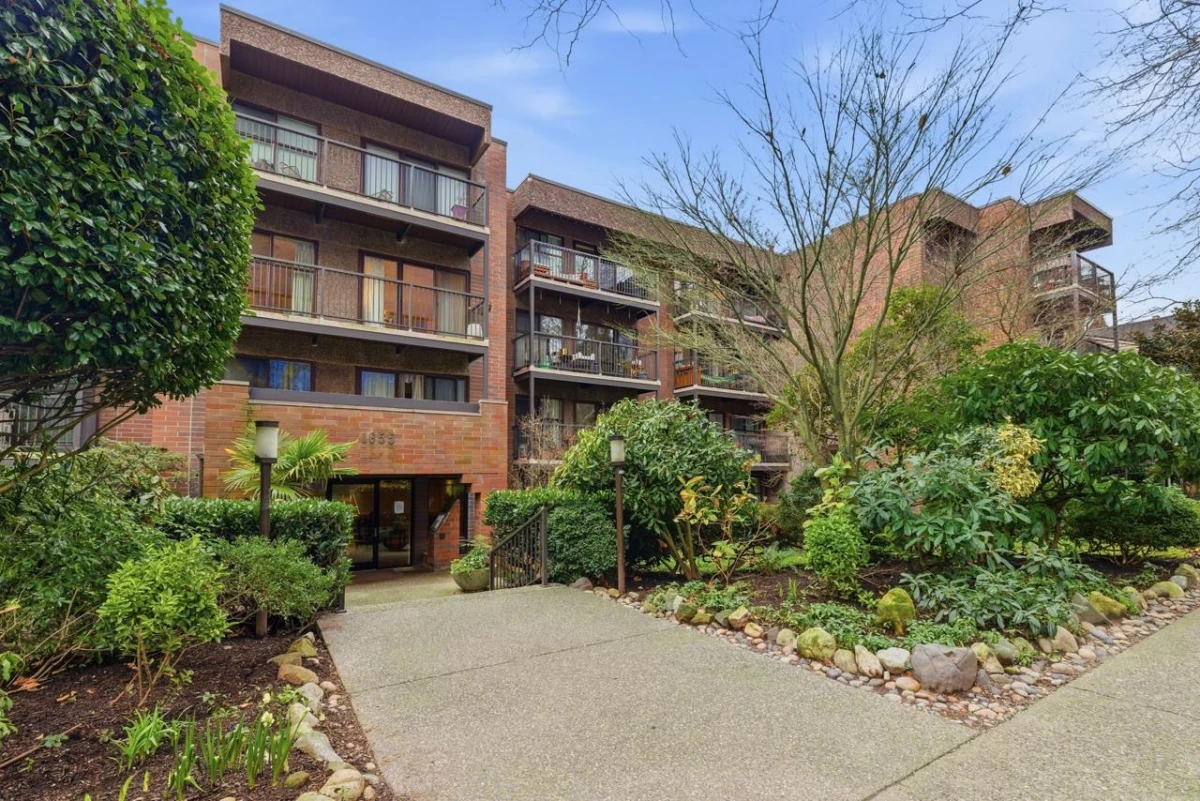 Exterior Front Photo of 318 1655 Nelson Street, Vancouver, BC
