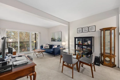 318 1655 Nelson Street, Vancouver, BC
