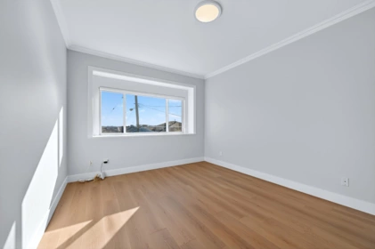 Powder Room Photo of 392 E 63rd Avenue, Vancouver, BC