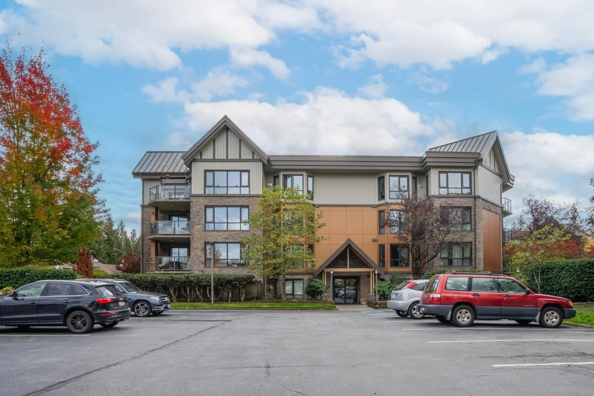 Outdoor Patio Photo of 406 9970 148 Street, Surrey, BC