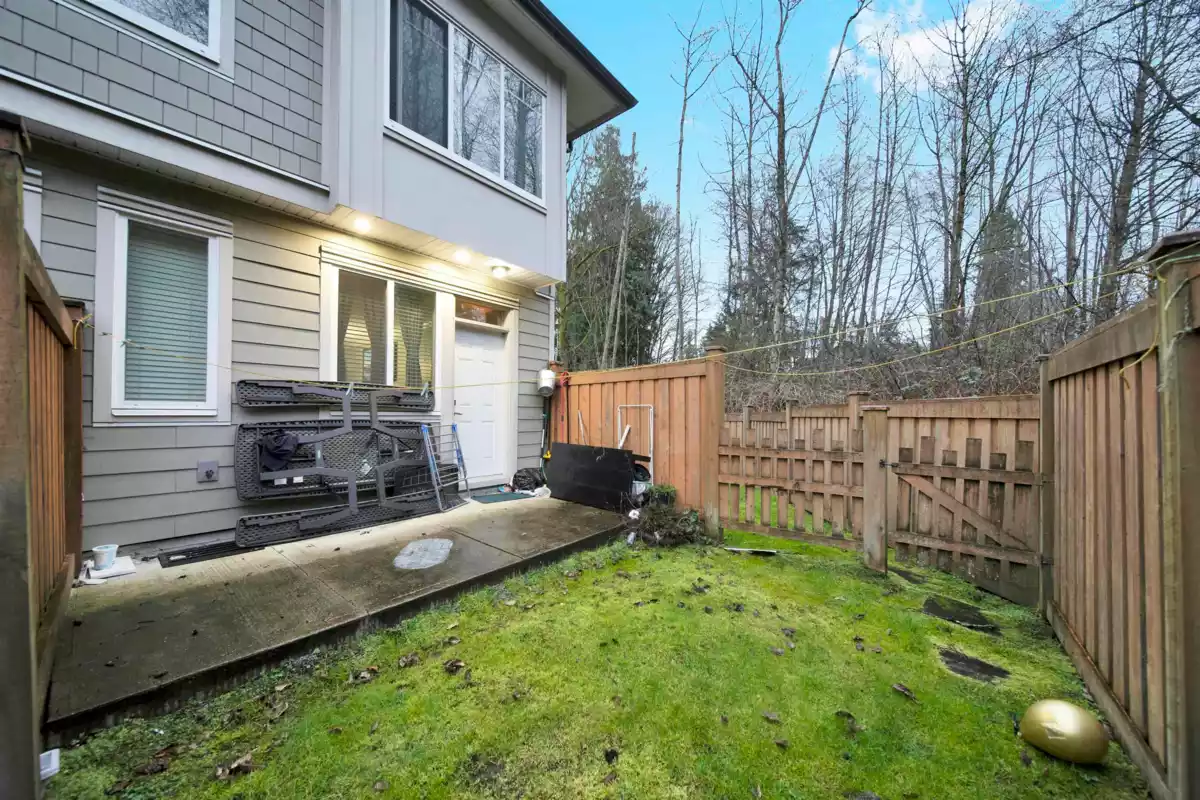 Front Yard Photo of 32 13670 62 Avenue, Surrey, BC