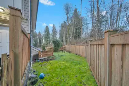 Garden / Landscaping Photo of 32 13670 62 Avenue, Surrey, BC