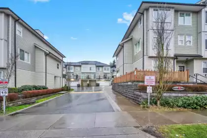 32 13670 62 Avenue, Surrey, BC