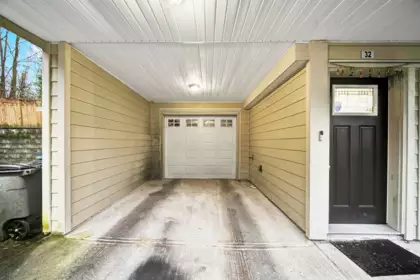 Outdoor Deck Photo of 32 13670 62 Avenue, Surrey, BC