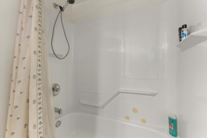 Laundry Room Photo of 14983 Canary Drive, Surrey, BC