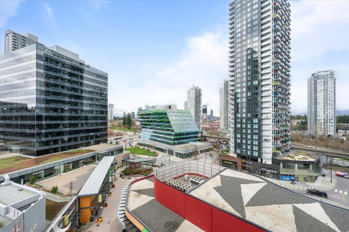 Breakfast Nook Photo of 1005 13655 Fraser Highway, Surrey, BC