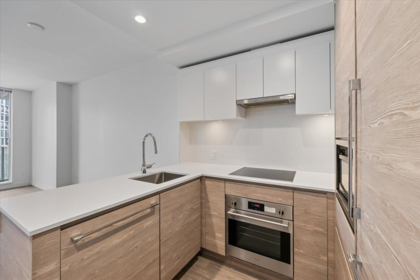 1005 13655 Fraser Highway, Surrey, BC