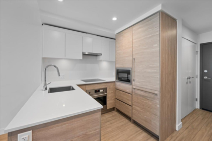 1005 13655 Fraser Highway, Surrey, BC