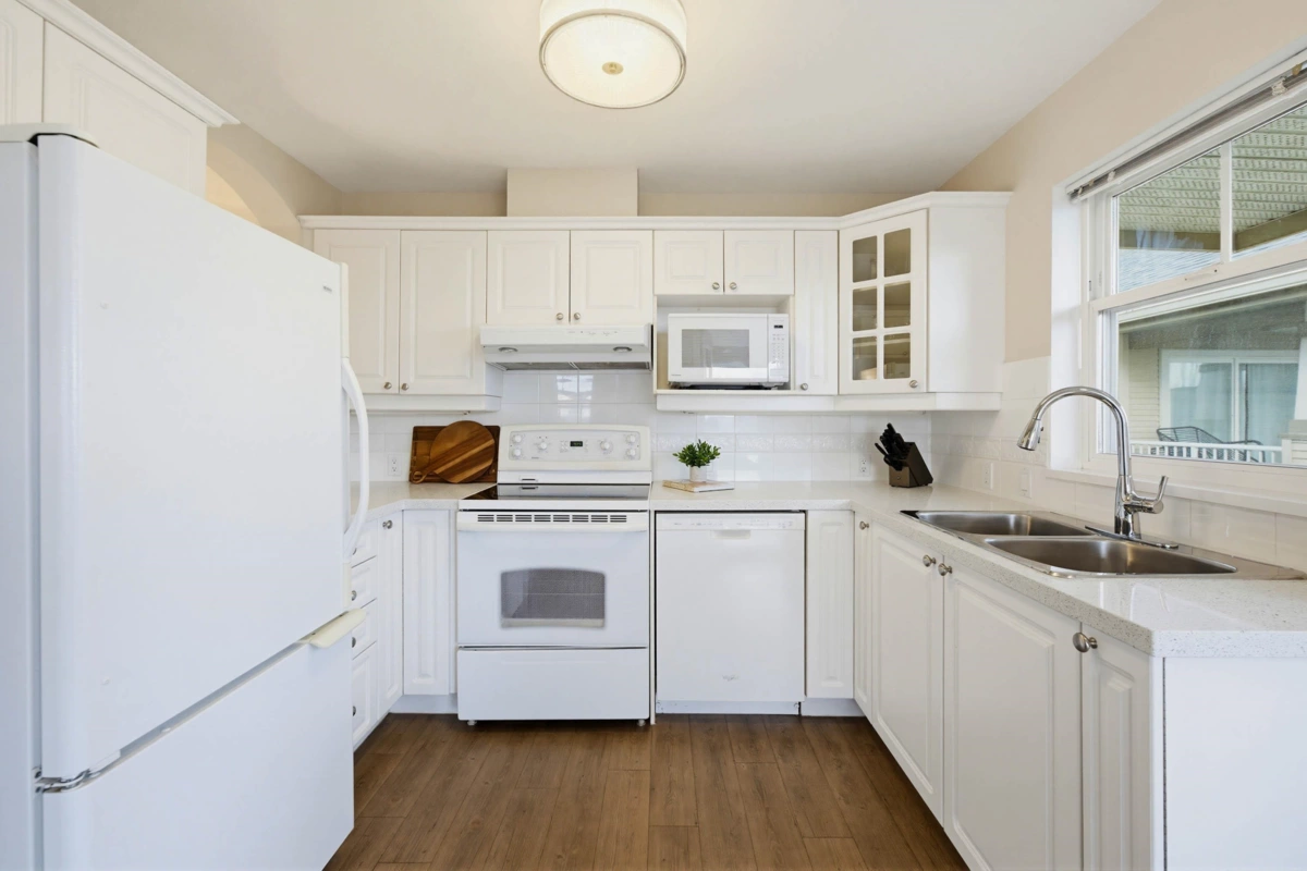 Primary Bedroom Photo of 314 4770 52a Street, Delta, BC