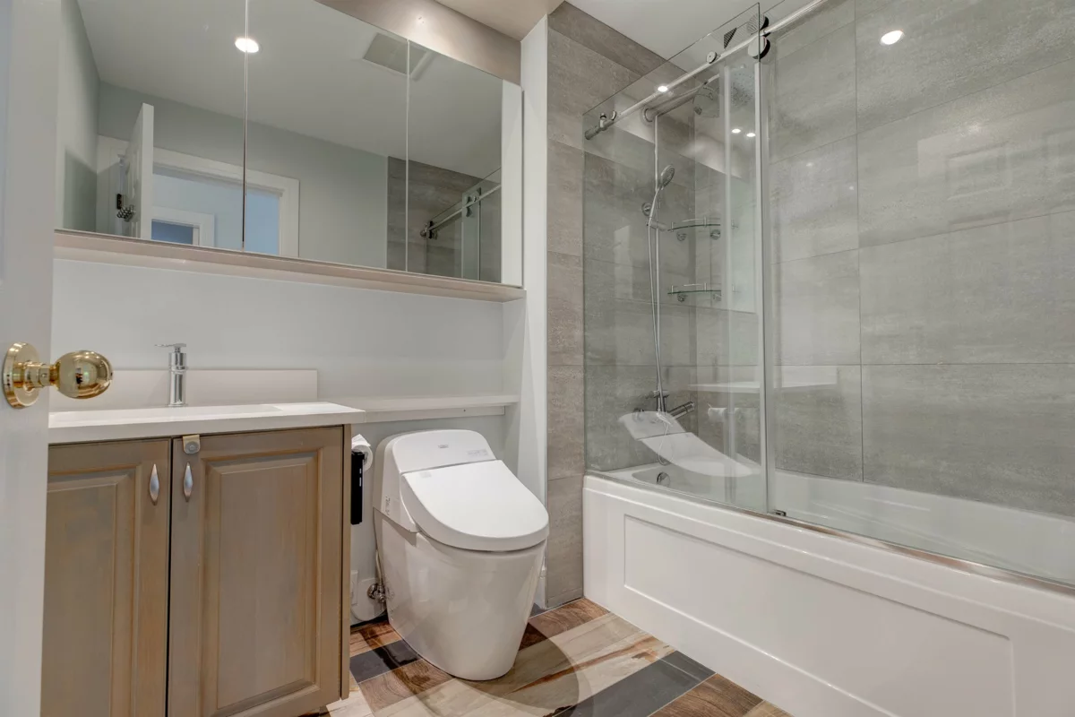 Powder Room Photo of 87 3555 Westminster Highway, Richmond, BC