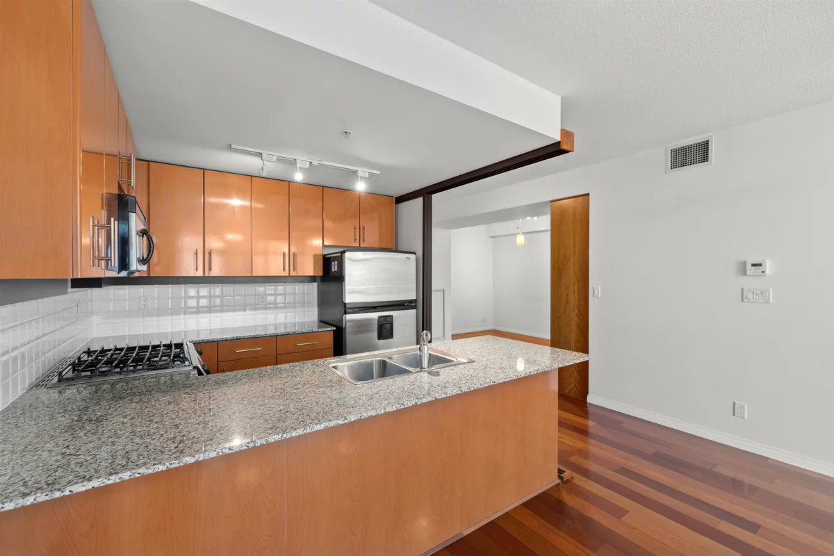 Living Room Photo of 307 100 E Esplanade Avenue, North Vancouver, BC