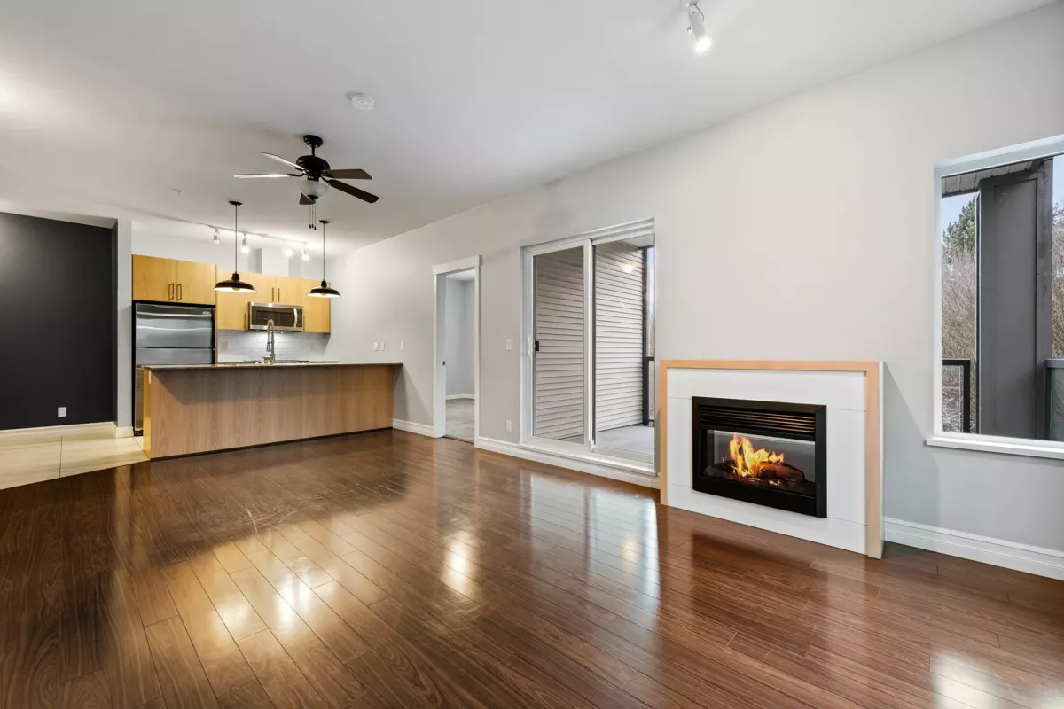Dining Area Photo of 215 2943 Nelson Place, Abbotsford, BC