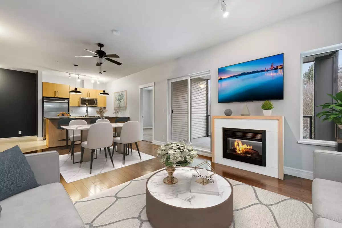 Kitchen Photo of 215 2943 Nelson Place, Abbotsford, BC