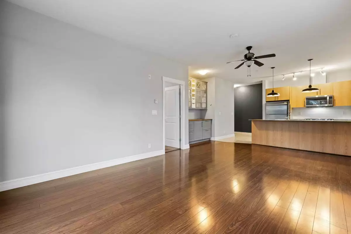 Mudroom Photo of 215 2943 Nelson Place, Abbotsford, BC