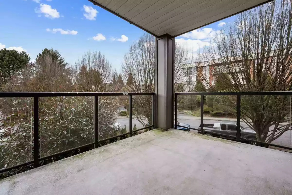 Staircase Photo of 215 2943 Nelson Place, Abbotsford, BC