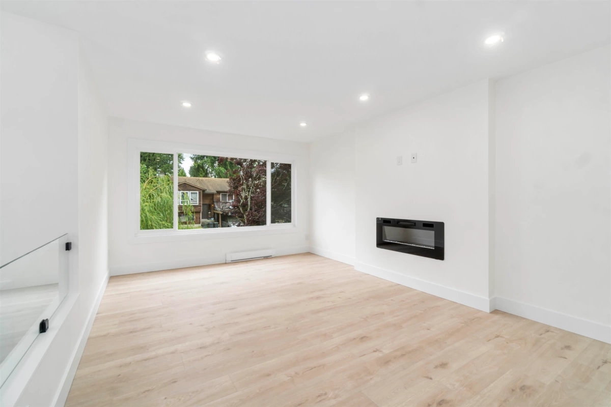 Dining Area Photo of 3228 Salt Spring Avenue, Coquitlam, BC