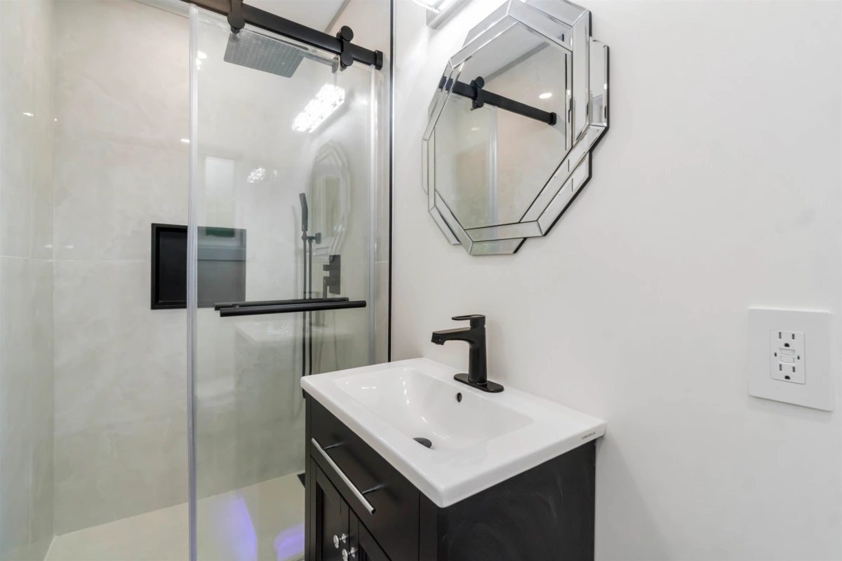 Outdoor Deck Photo of 3228 Salt Spring Avenue, Coquitlam, BC