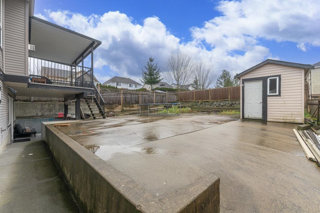 Garage Interior Photo of 30482 Northridge Way, Abbotsford, BC