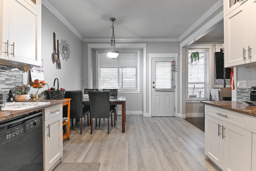 Pantry Photo of 30482 Northridge Way, Abbotsford, BC