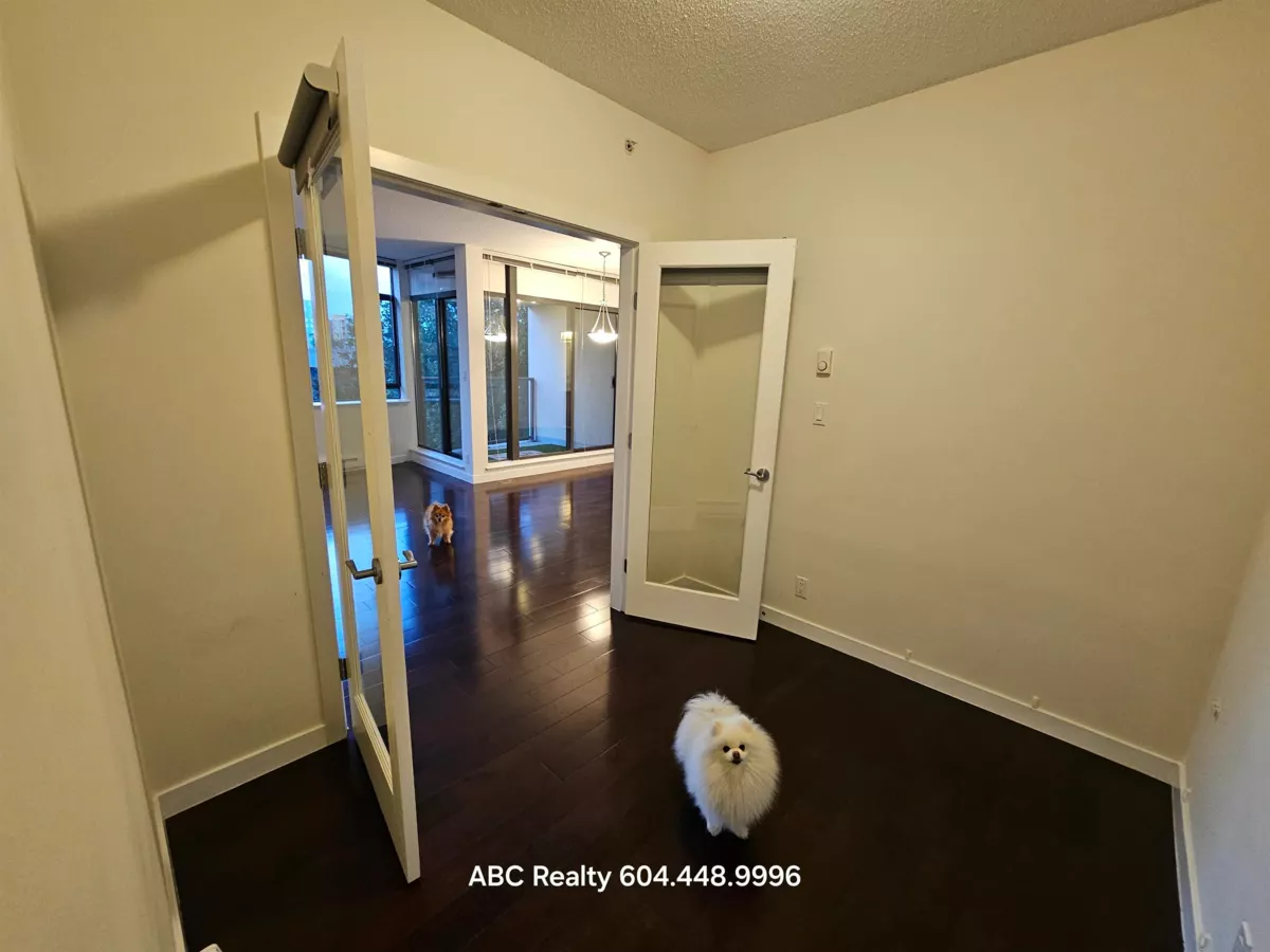 Family Room Photo of 301 7362 Elmbridge Way, Richmond, BC