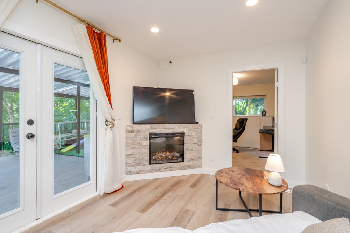 Family Room Photo of 8528 Dunn Street, Mission, BC