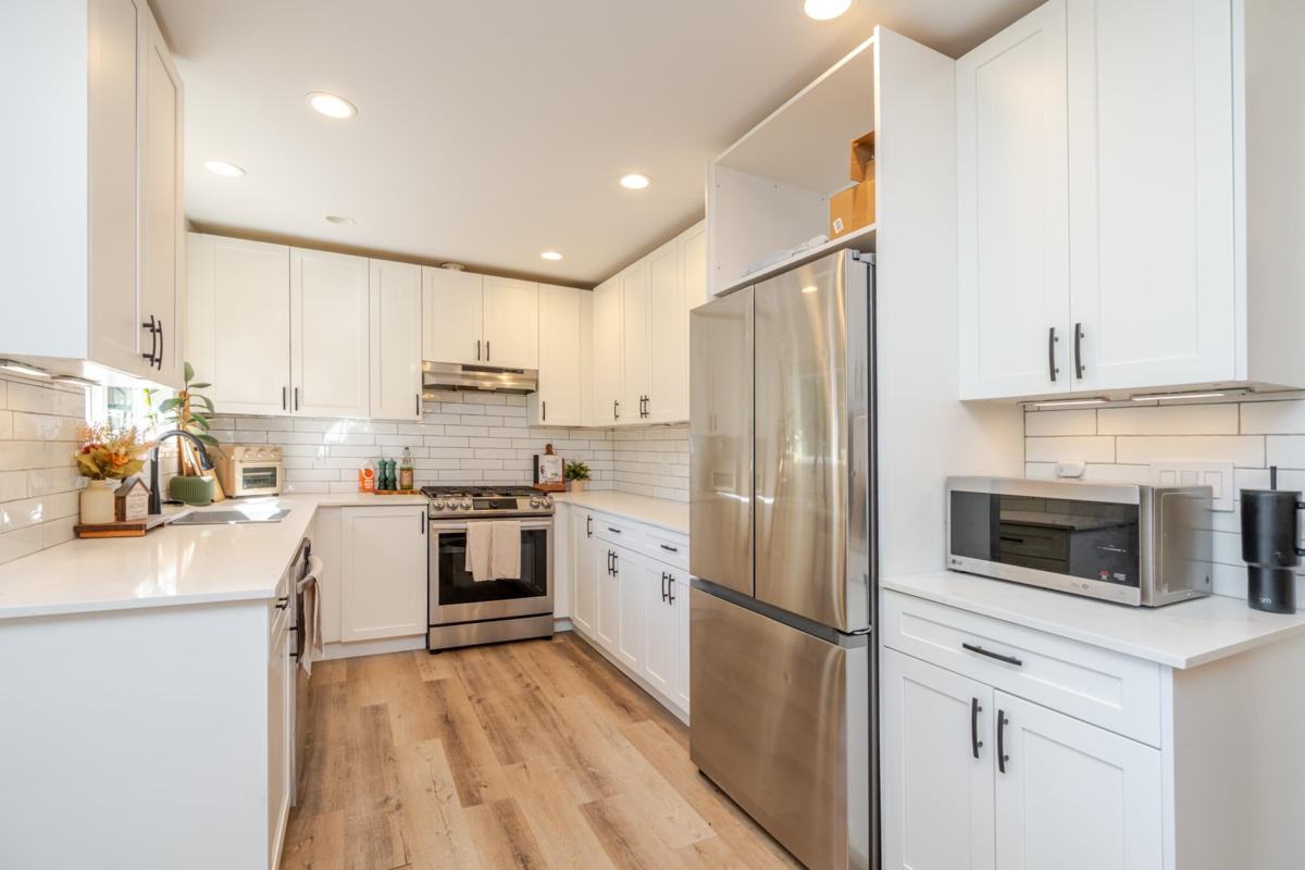 Kitchen Photo of 8528 Dunn Street, Mission, BC