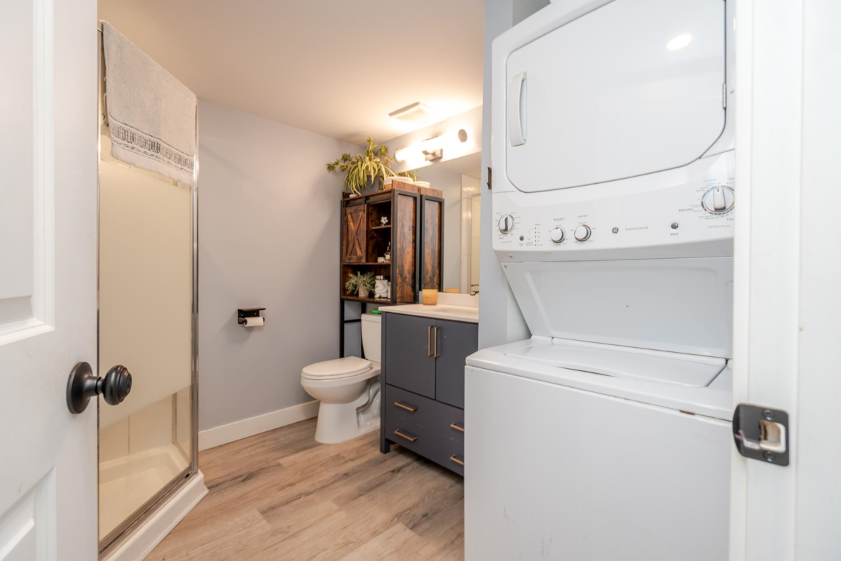 Mudroom Photo of 8528 Dunn Street, Mission, BC