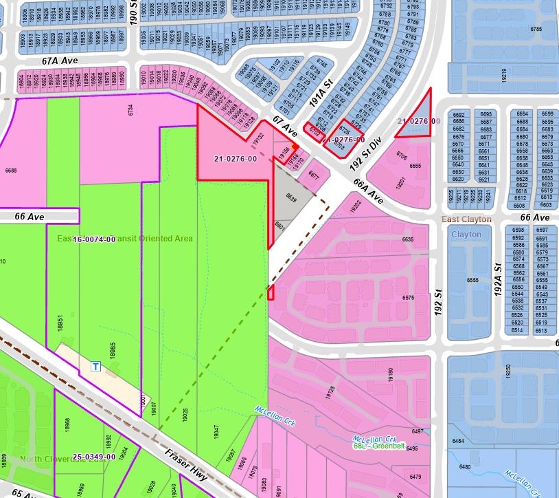 Kitchen Island Photo of 6703 192 Street, Surrey, BC