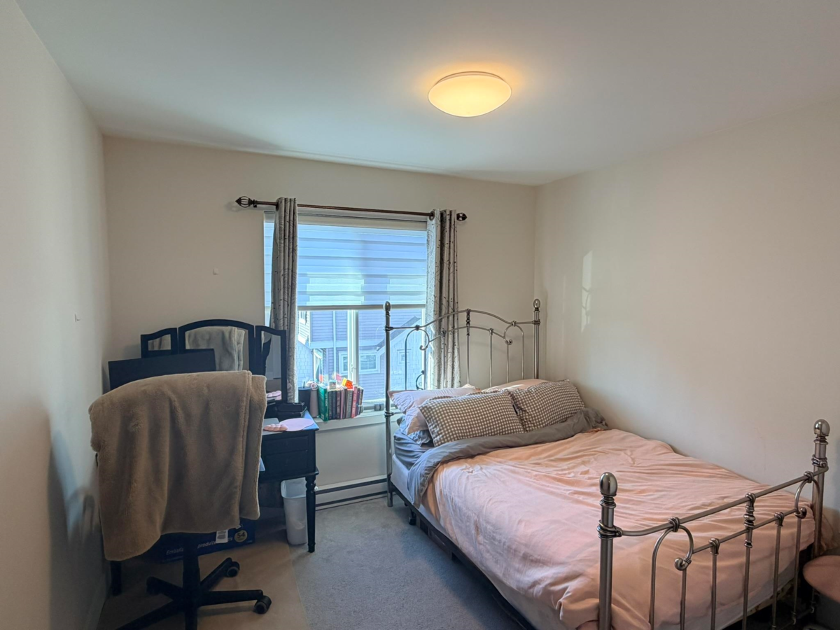 Basement Recreation Room Photo of 26 2033 Mckenzie Road, Abbotsford, BC