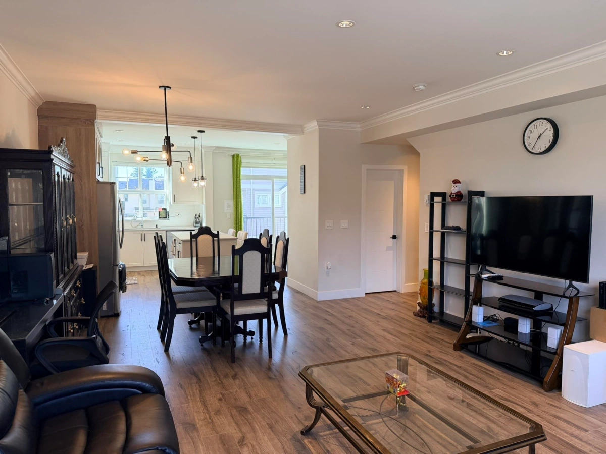 Loft / Bonus Room Photo of 26 2033 Mckenzie Road, Abbotsford, BC