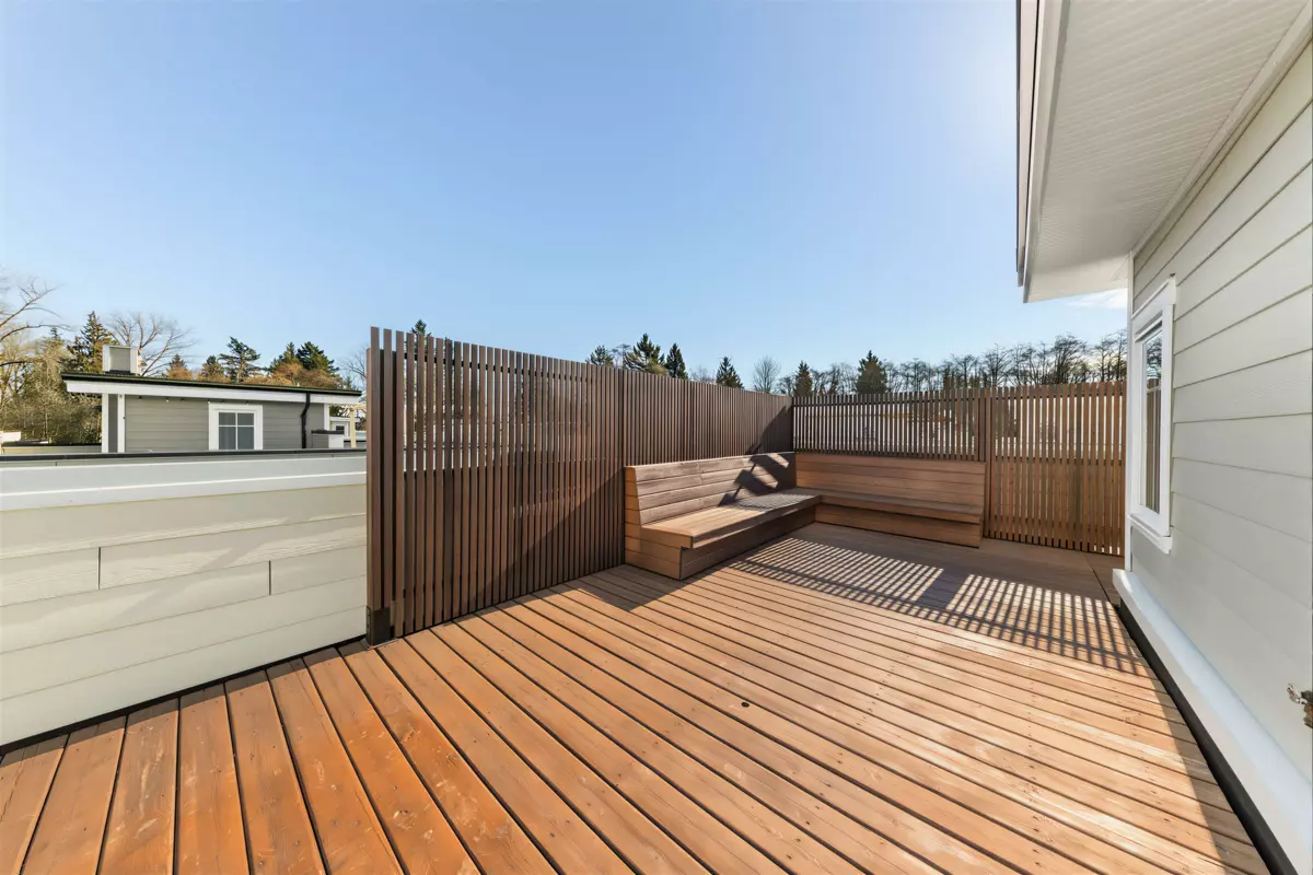 Garage Interior Photo of 35 15588 32 Avenue, Surrey, BC