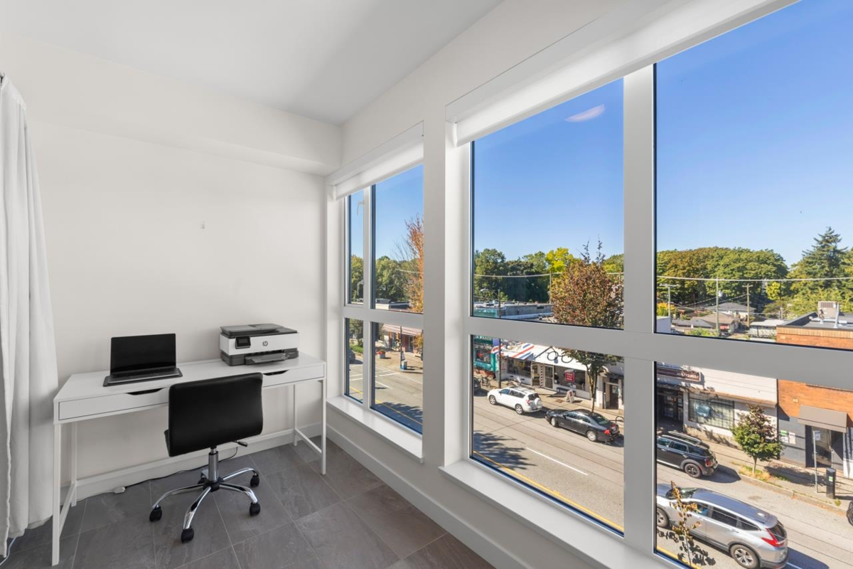 Basement Recreation Room Photo of 306 209 E 20th Avenue, Vancouver, BC