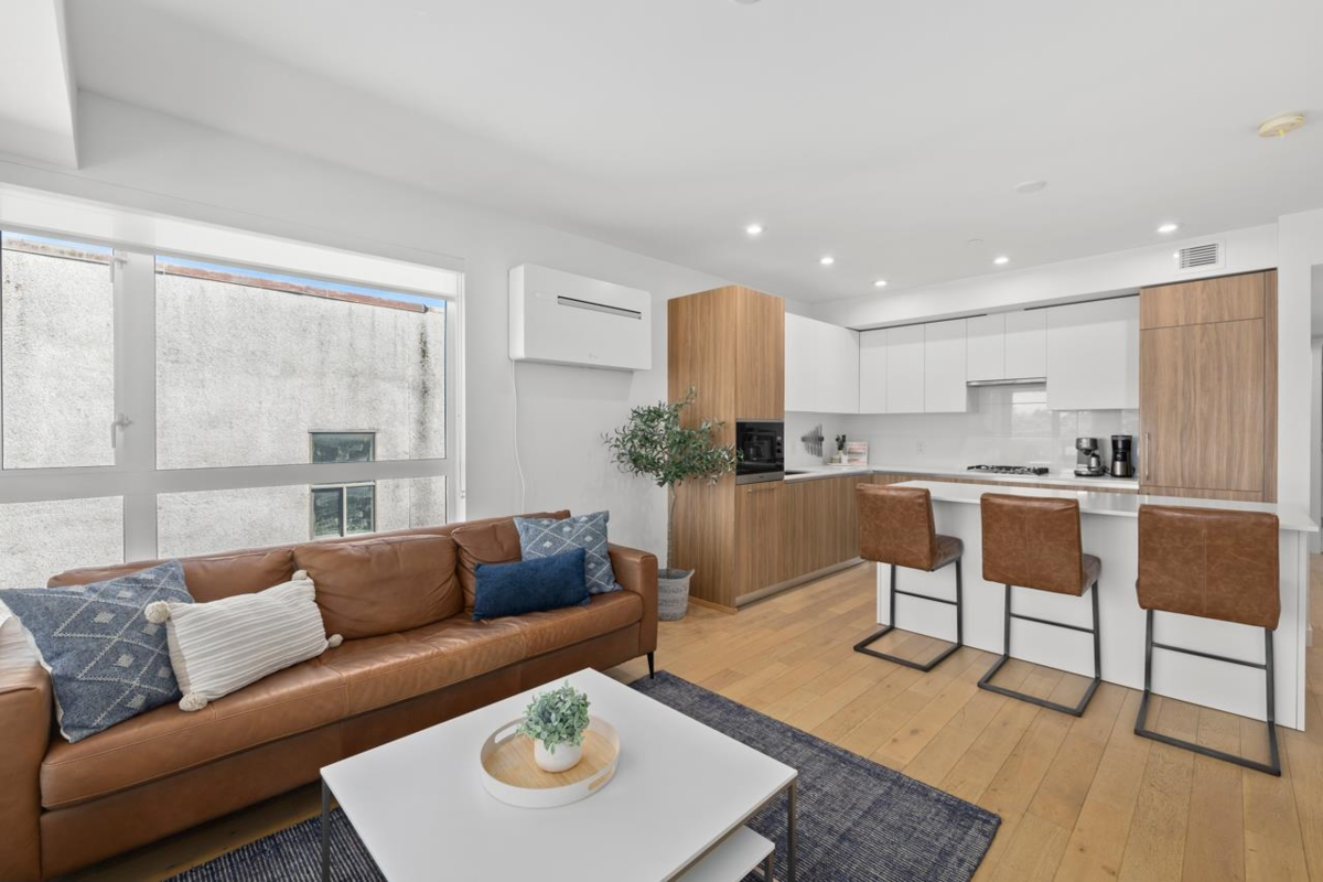 Breakfast Nook Photo of 306 209 E 20th Avenue, Vancouver, BC