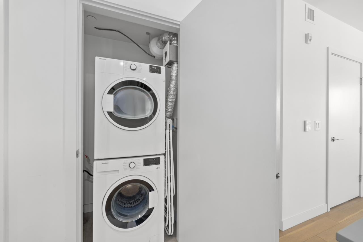 Staircase Photo of 306 209 E 20th Avenue, Vancouver, BC