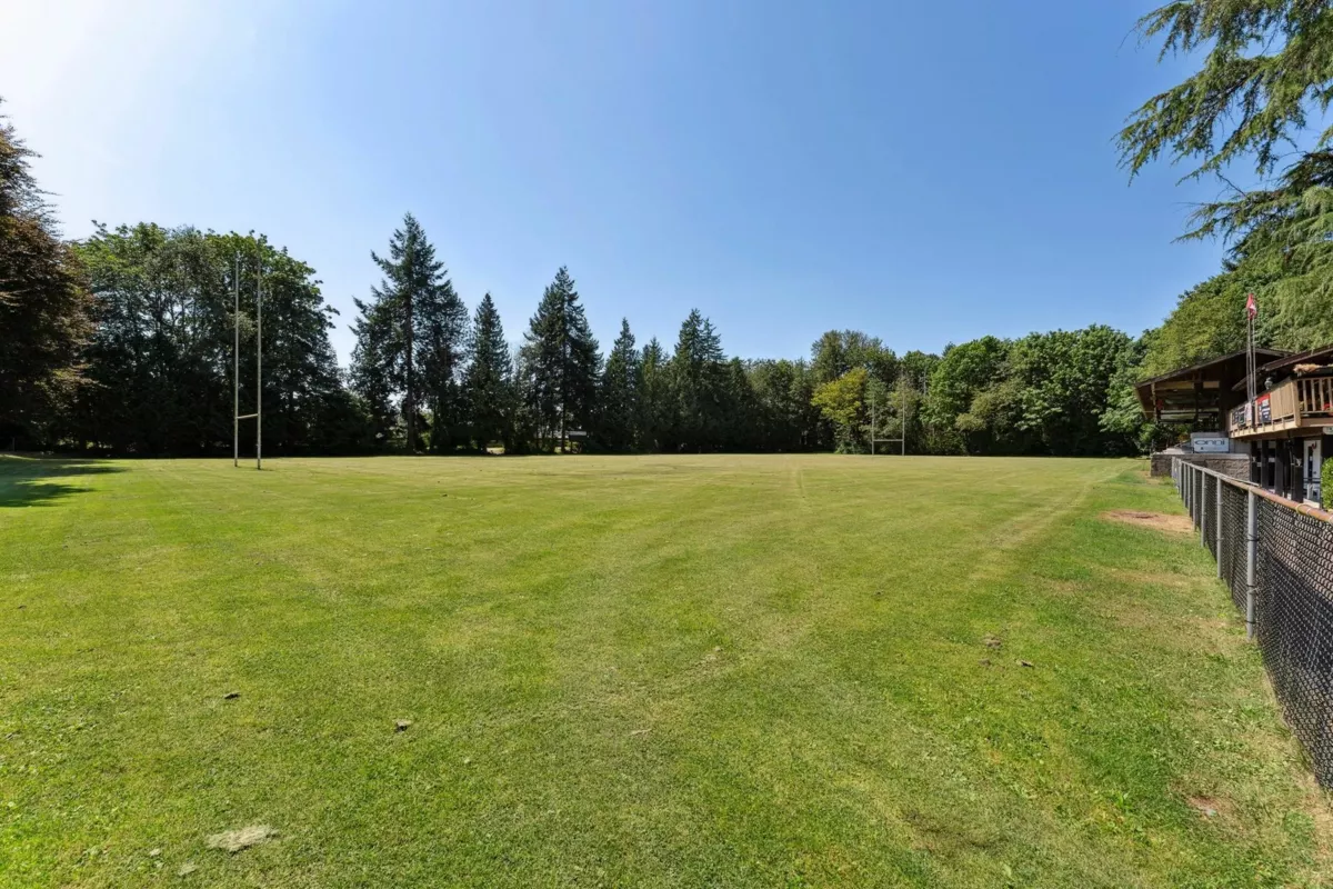 Backyard Photo of 119 2060 Curling Road, North Vancouver, BC