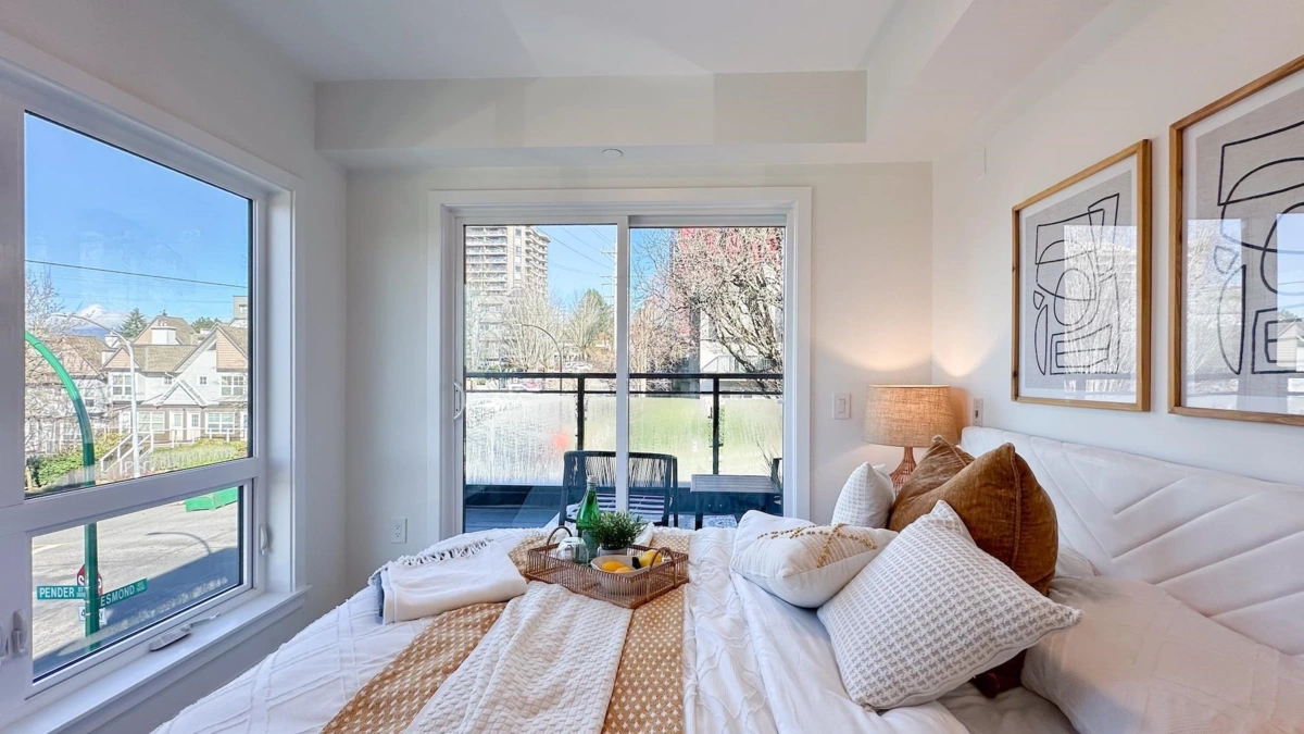 Breakfast Nook Photo of 3 3800 Pender Street, Burnaby, BC