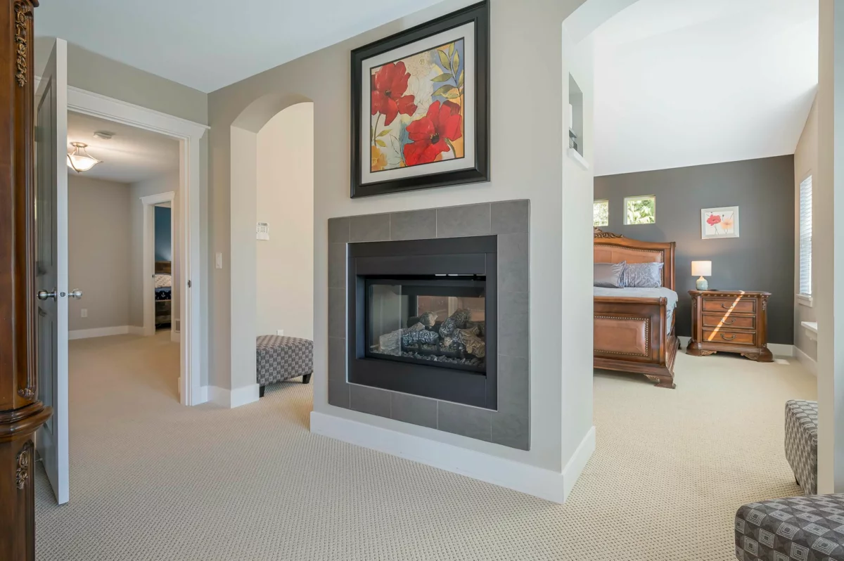 Basement Recreation Room Photo of 16364 60a Avenue, Surrey, BC