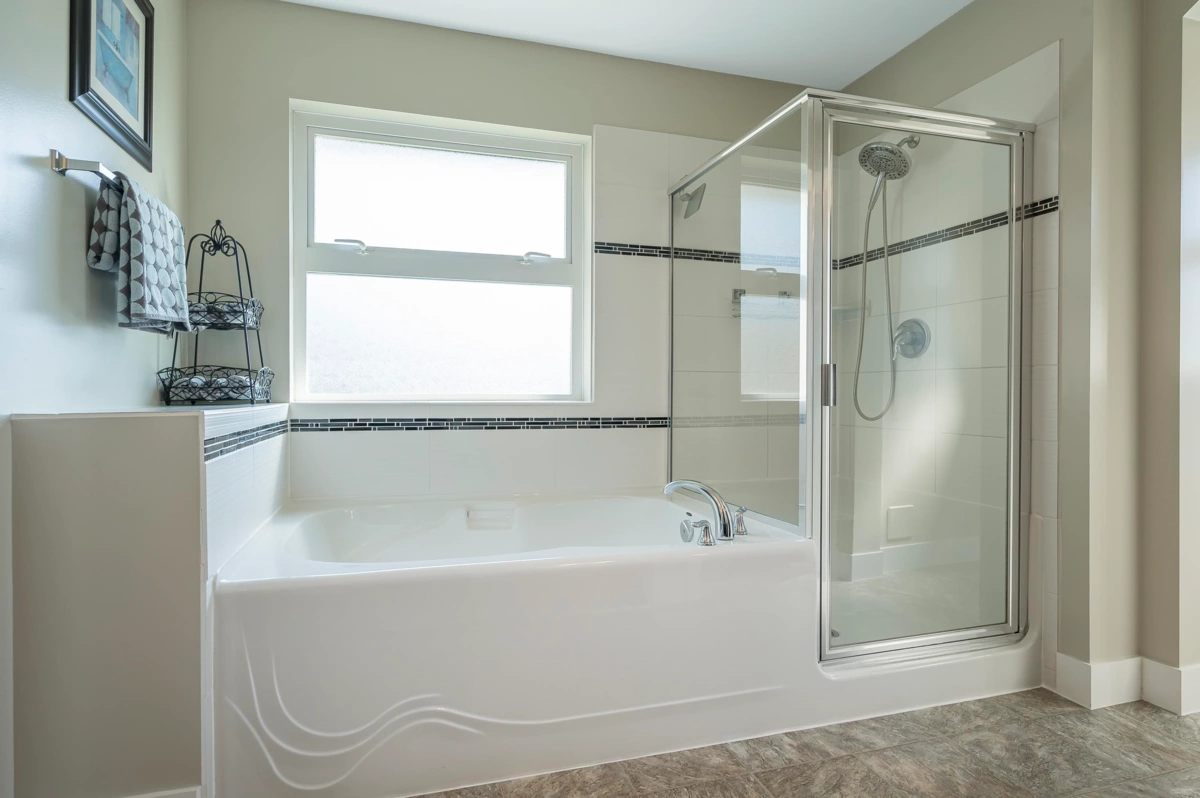 Hallway Photo of 16364 60a Avenue, Surrey, BC