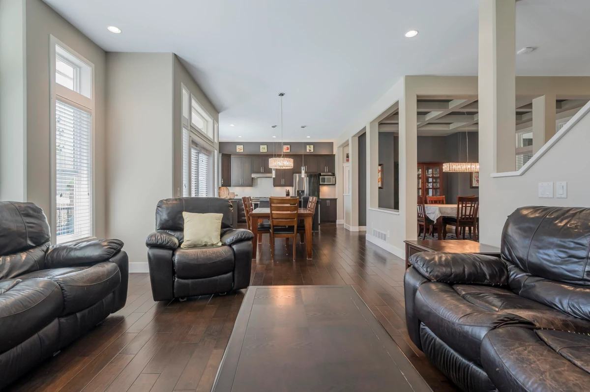 Kitchen Photo of 16364 60a Avenue, Surrey, BC