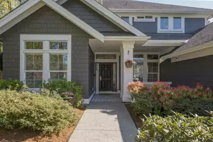 16364 60a Avenue, Surrey, BC