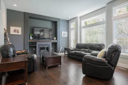 16364 60a Avenue, Surrey, BC