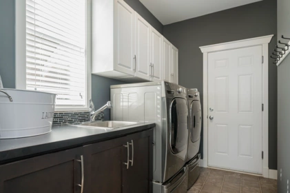 Powder Room Photo of 16364 60a Avenue, Surrey, BC