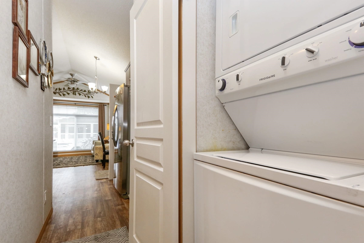 Walk-In Closet Photo of 13 53480 Bridal Falls Road, Rosedale, BC