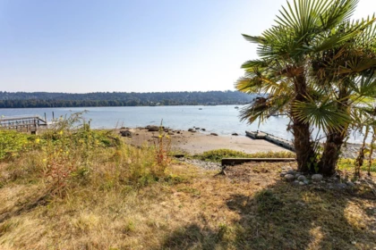 Office / Den Photo of 668 Alderside Road, Port Moody, BC