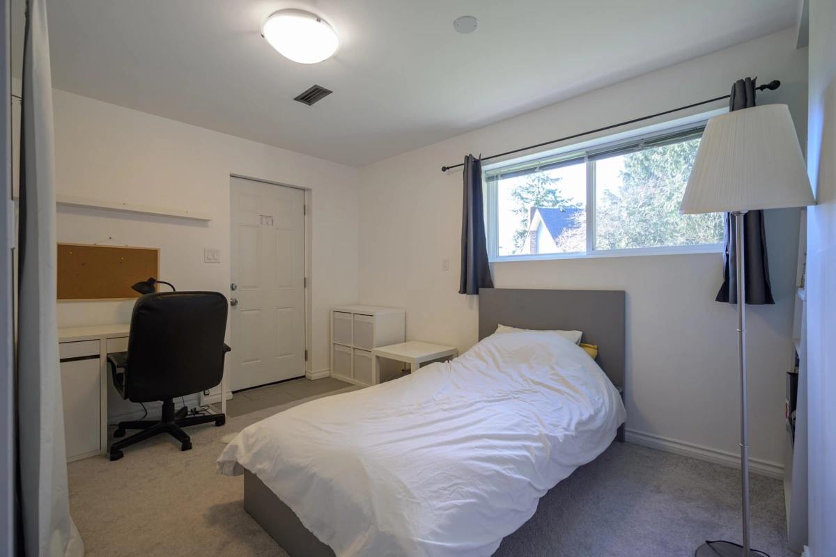 Garden / Landscaping Photo of 1345 53a Street, Delta, BC